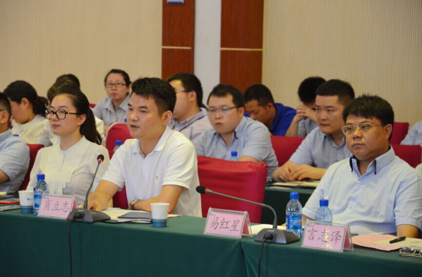 新芦淞集团召开2015年第一次全体员工大会暨年中工作会议