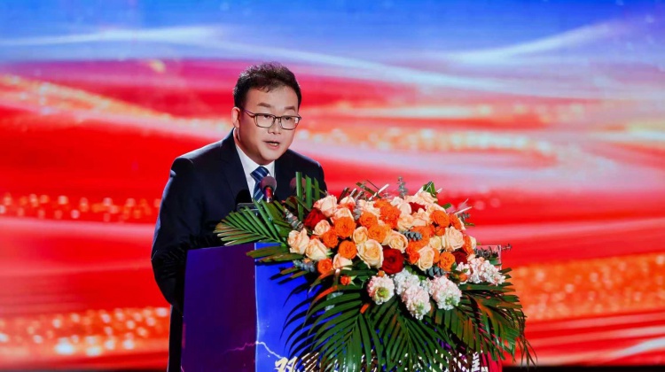 1770970945130343.jpg 总经理.jpg